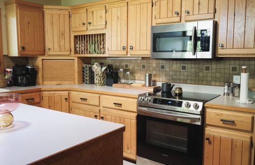 Bismarck House | Superhome Riverbottoms Home in Bismarck