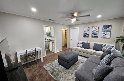 Mesquite House | SUPERHOST Luxury Praise Place: 2-b/rm, 1 bath in Mesquite/CRIB/ConventionCenter