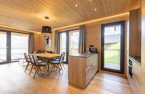 Haus im Ennstal Apartment | Superior Apartment with 2 bedrooms and sauna & whirlpool