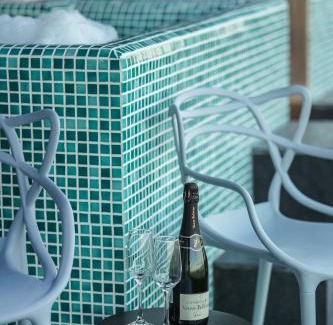 Eforie Nord Apartment | Superior Apartment Jacuzzi & Lake view