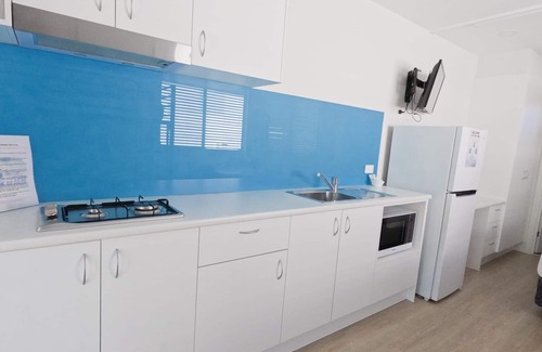 Alexandra Headland Cabin | Superior Double Cabin - Superior Double Cabin 4 Berth