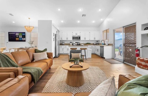 North Las Vegas House | Supreme 5BDR Oasis w/Pool,Pickle Ball,Golf & More!