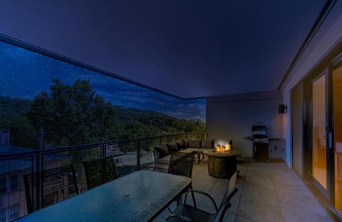 Downtown Asheville House | Supreme Downtown Condo