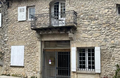Vaison-la-Romaine Apartment | Sur le Pont