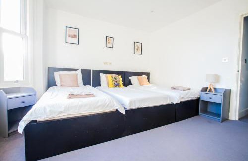 Berrylands House | Surbiton Luxury Garden House 19A