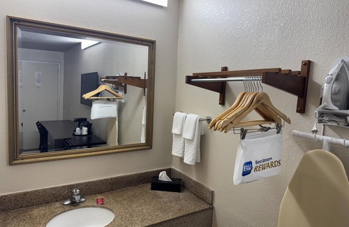 Gonzales Hotel | SureStay by Best Western Gonzales