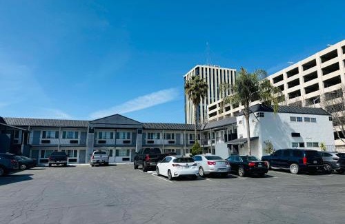 Downtown Hotel | SureStay by Best Western Fresno Central