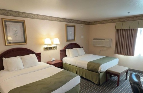 Sunnyvale Hotel | SureStay by Best Western Sunnyvale Silicon Valley
