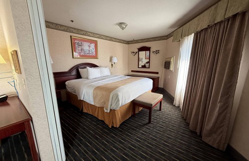 Sunnyvale Hotel | SureStay by Best Western Sunnyvale Silicon Valley