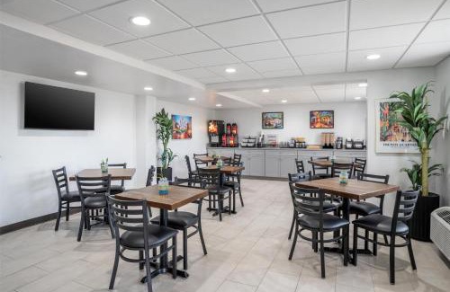 Gonzales Hotel | SureStay by Best Western Gonzales