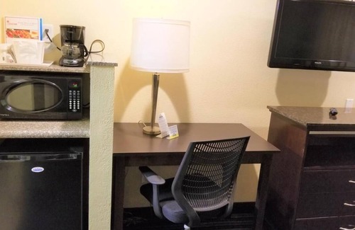 Lincoln Acres Hotel | SureStay Hotel by Best Western Chula Vista San Diego Bay