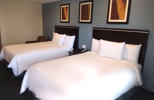 Lincoln Acres Hotel | SureStay Hotel by Best Western Chula Vista San Diego Bay