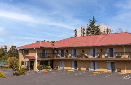 Corbett - Terwilliger - Lair Hill Hotel | SureStay Hotel by Best Western Portland City Center