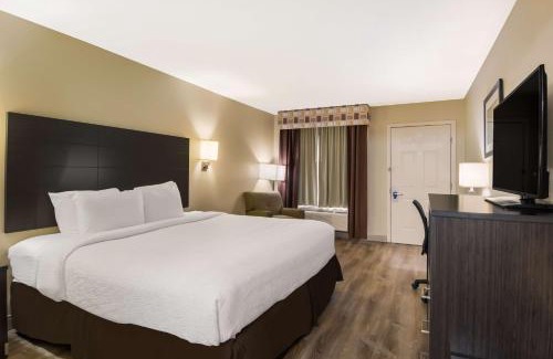 Jackson Hotel | SureStay Plus Hotel by Best Western Jackson