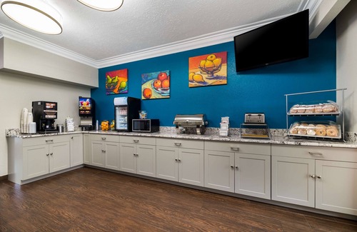 The Villages Hotel | SureStay Plus Hotel by Best Western The Villages