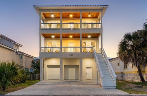 Navarre Beach House | Surf and Sound home