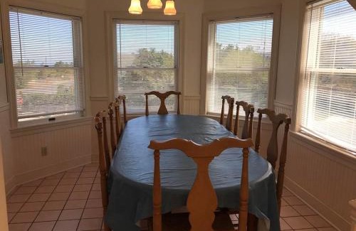 The Pines House | Surf avenue 47
