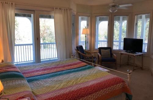 The Pines House | Surf avenue 47