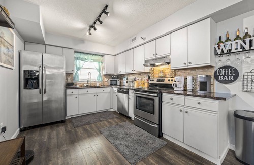 Ocean City Condo | Surf Crest 101 - Pet Friendly Condo in a Great Downtown OCMD Location!