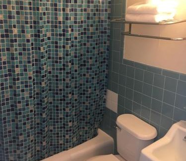 North Wildwood Hotel | Surf Haven Motel