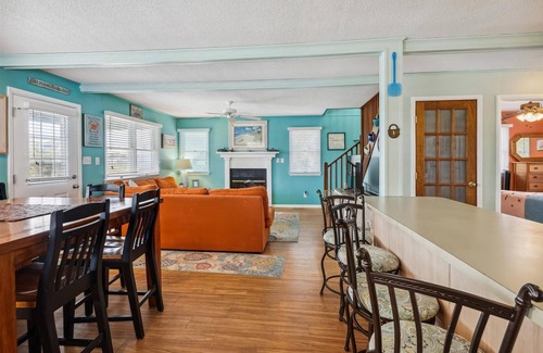 Carolina Dunes House | Surf N Sound - Pet Friendly 4BR with Ocean and Sound Views in Duck