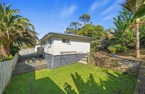 Raglan House | Surf Shack Haven - Raglan Holiday Home