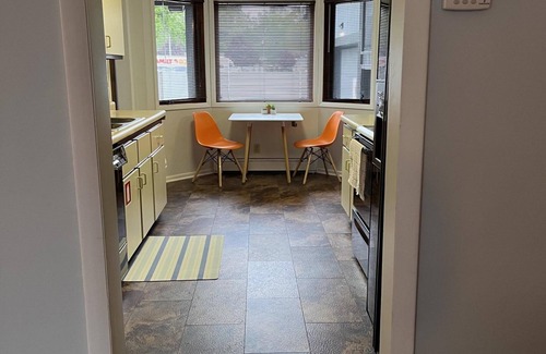 Muskegon House | Surf Shack- North Muskegon Oasis