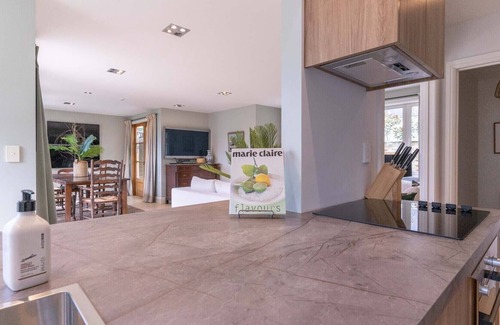 Christchurch Apartment | SurfBreak1