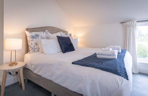 Christchurch Apartment | SurfBreak1