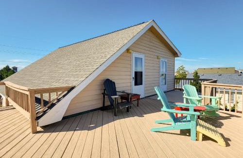 Salvo House | Surfing Kitty