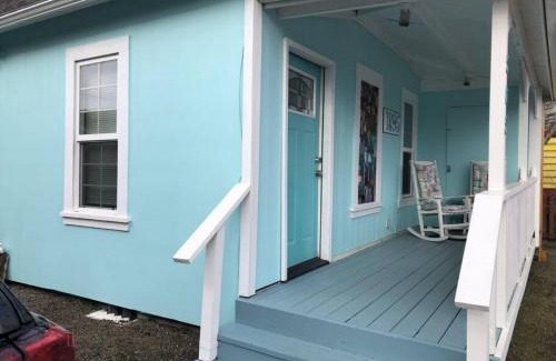 Long Beach House | Surfs Up