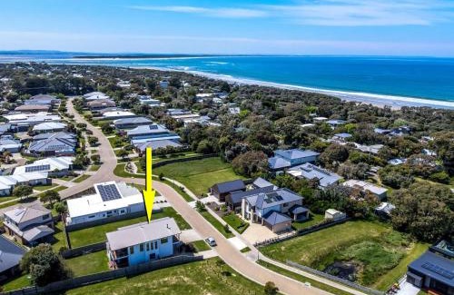 Inverloch House | Surfside Lakeviews Free Wifi