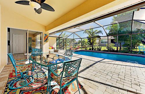 Pelican House | Surfside Oasis