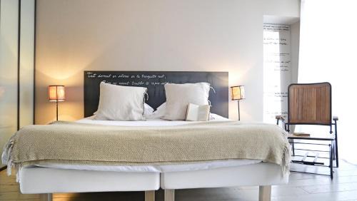 Quai de la Fosse Apartment | Surprenantes- Jules Verne