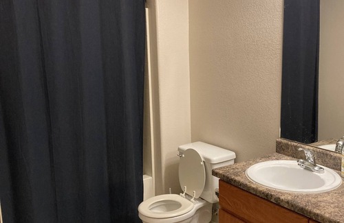 Coyote Lakes Apartment | SURPRISE in SURPRISE