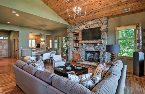 Mountain Air Apartment | Surrounded by Natl Forest Condo with Majestic View