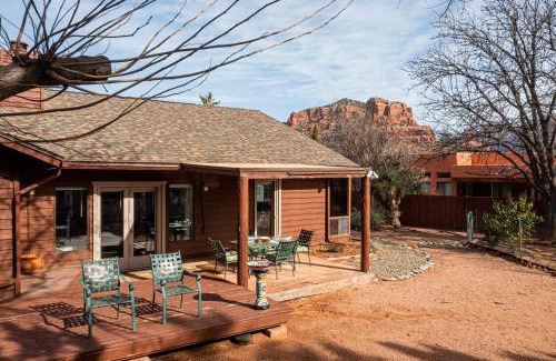 Oak Creek House | Surrounding Red Rock Views, Close to Trails, Enjoy Local Wildlife!