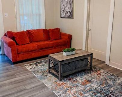 Susanville House | Susanville's cutest cottage 3 beds 1 bath sleeps 4