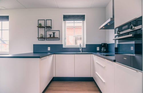 Medemblik Villa | Sustainable water villa with dishwasher, by a lake