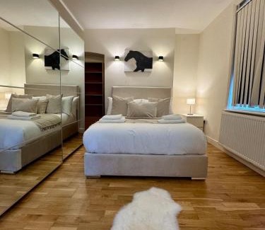 Westbourne Apartment | Sutherland Avenue Studios