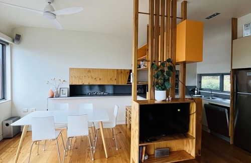 Mount Beauty Apartment | Svarmisk Apartment with 3 bed rooms