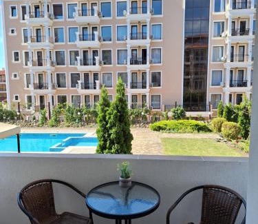 Yurta Apartment | Sveti Vlas Studio Retreat