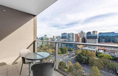 Adelaide Central Business District Apartment | Swainson on Hindmarsh