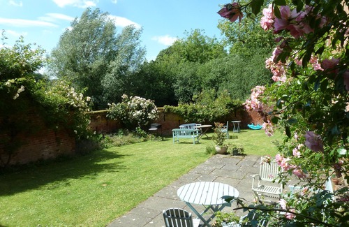 Norwich Cottage | Swallows Cottage - space for everyone to relax & unwind