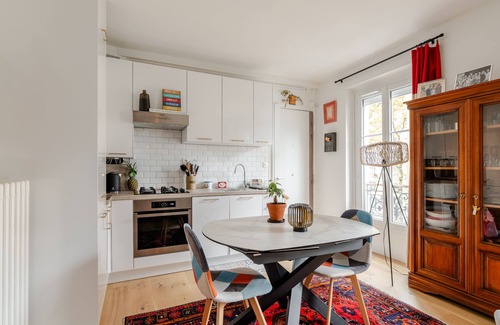 Grenelle Apartment | Swan's Nest, by Veeve
