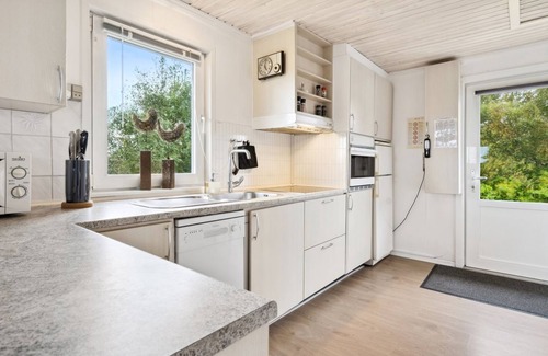 Lakolk House | "Swana" - 550m from the sea by Interhome