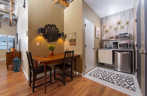 Bankers Hill Apartment | Swanky Loft at Balboa Park