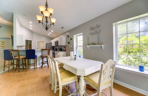 Swansboro House | Swansboro Vacation Rental, 4 Mi to Hammocks Beach!