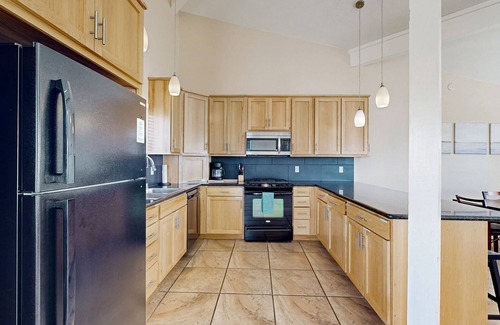 La Selva Beach House | Sweeping Bay & Ocean Views Sand Dollar Beach Home w/Expansive Deck