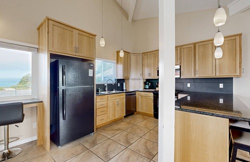 La Selva Beach House | Sweeping Bay & Ocean Views Sand Dollar Beach Home w/Expansive Deck